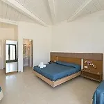 Отель Otus 4*