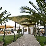 Otus Camere 4*