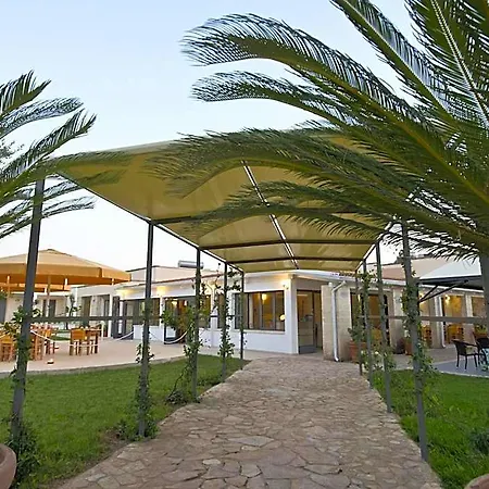 Otus Hotel
