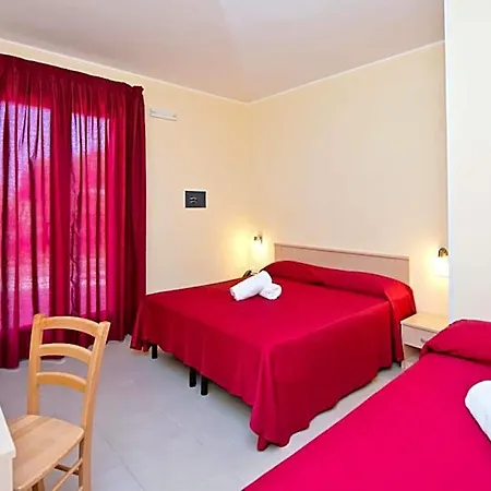 Otus 4* Otranto