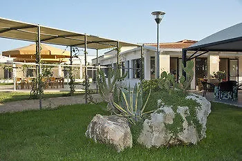 Otus Hotel