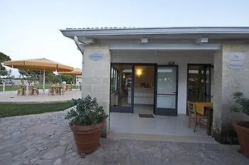 Otus Camere Otranto