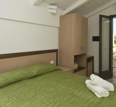 Otus Camere 4* Otranto